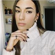 Offro lezioni private ( da elementari a superiori) . Studentessa universitaria in biotecnologie,pronta a facilitare lo studio.